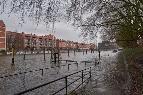 Sturmflut In Bremen 06 Foto And Bild Fotos City World Bilder Auf