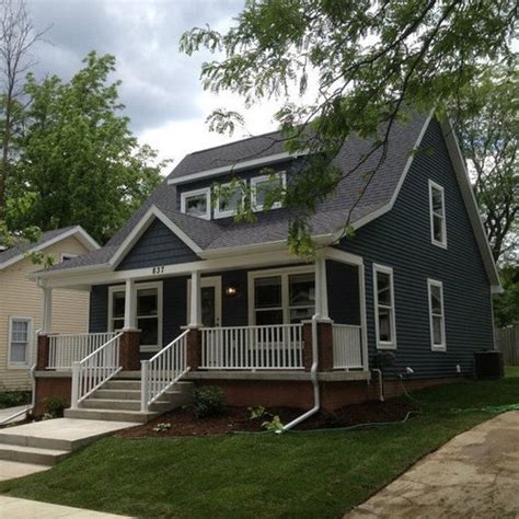 Also, keep in mind that the cape cod style generally includes skylights and steep pitched roofs. Cape Cod Porch Home Design Ideas, Renovations & Photos