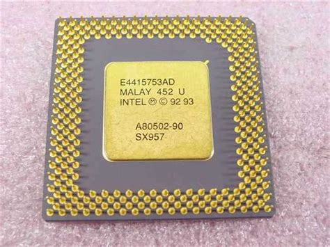 Intel Sx957 Pentium 1 90mhz Gold Faced Processor A8050290