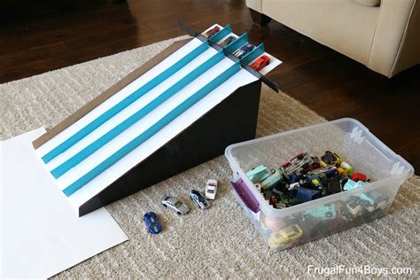 Hot wheels track, how to make diy coroplast hills track piece for cars and monster trucks. How to Make a Cardboard Box Race Track for Hot Wheels Cars - Frugal Fun For Boys and Girls