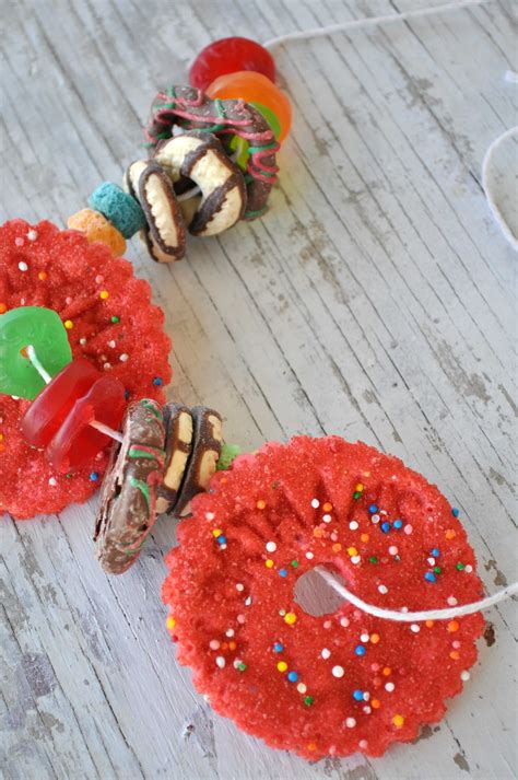 Party Activity For Kids Snack Necklaces The Seasoned Mom