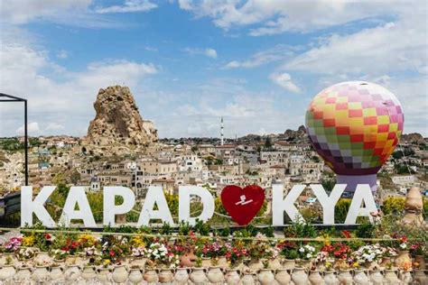 Desde Estambul Viaje De D As A Capadocia Con Vuelos Getyourguide