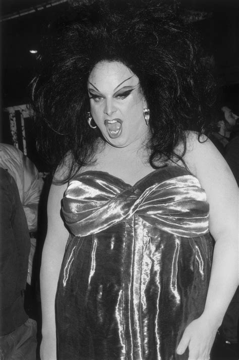 11 Throwback Photos Of Divine That Will Make You Mourn The Legendary