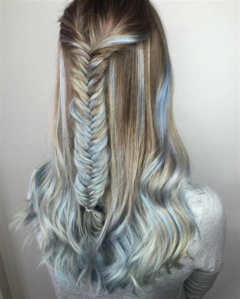 Blaue Haare Coole Frisuren Für Mutige Damen Blaue