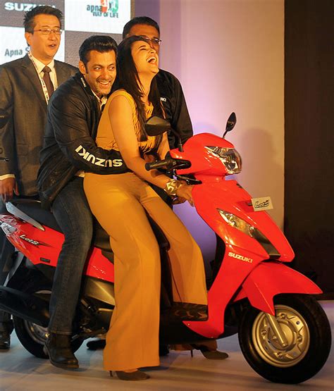 Rto ownership transfer service is currently available in bangalore, chennai, hyderabad, mumbai, pune, delhi, ghaziabad, noida, faridabad and gurgaon. Suzuki unveils lightest scooter and flagship bike - Rediff ...