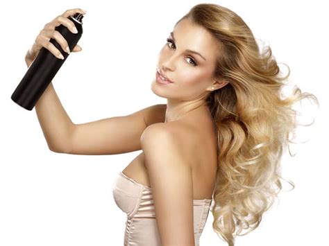 Store bought hair serums are actually laden with alcohols and other additives which further dry the hair and cause split ends. Homemade Coconut Water Hair Serum For Shiny Hair - Boldsky.com