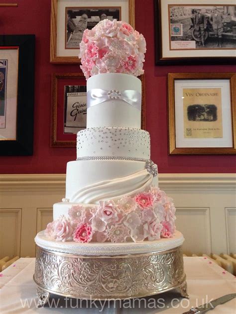 Showstopper Wedding Cake Decorated Cake By Funky Mamas Cakesdecor