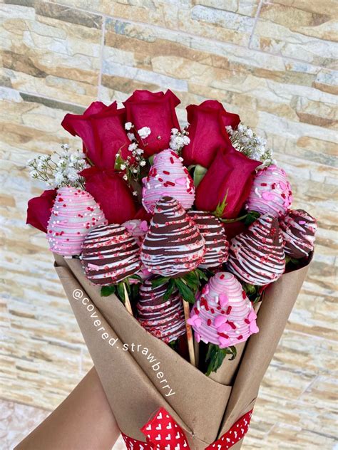 Bouquet 💐 Strawberry And Roses Chocolate Strawberries Bouquet