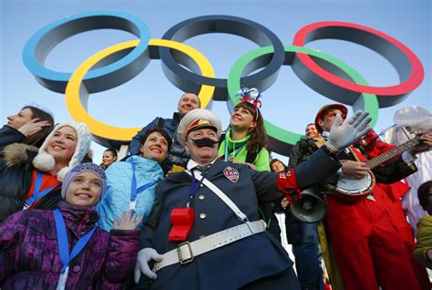 20 Awesome Shots Of The Olympic Rings In Sochi
