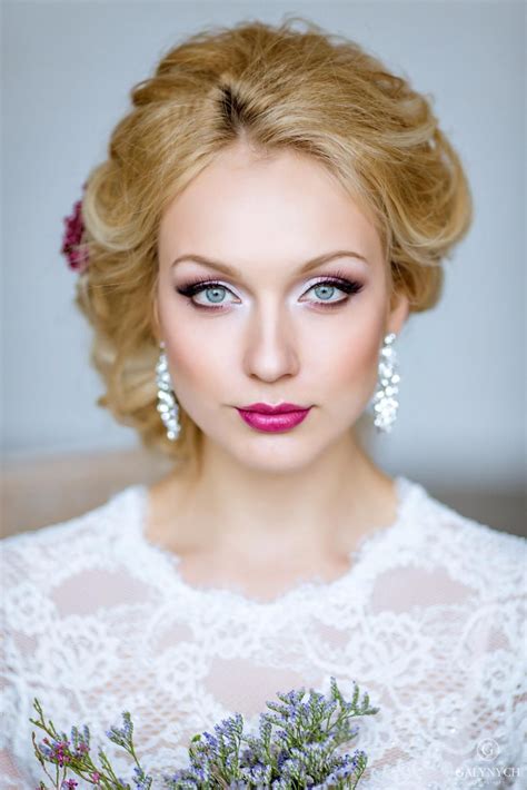 Pin By Karoli Lorincová On Make Up Bridal Makeup Wedding Hair And