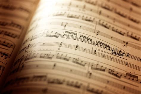 5 Ways You Can Use Music & Film Scores to Make Your Film More Dynamic