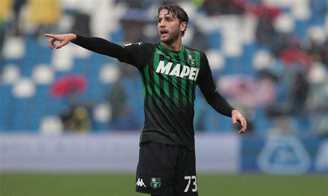 However, sassuolo's ceo confirmed juventus are also chasing the euro 2020 star. Manchester City e Juventus disputam a contratação de ...