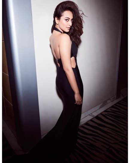 Sonakshi Sinha Is Jaw Droppingly Hot In Backless Gown For Photoshoot See Pics Indiatoday
