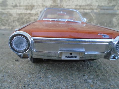 Chrysler Turbine 1963 Road Legend Yatming 118 Scale