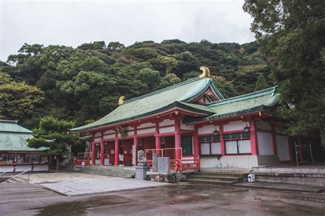 Akama Jingū Le Sanctuaire Impérial De Shimonoseki Tekuteku Japan