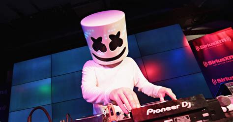 Download artwork, dj, musician, marshmello wallpaper for screen 720x1280, samsung galaxy mini s3, s5, neo, alpha, sony xperia compact z1, z2, z3, asus zenfone. The World's Highest-Paid DJs 2017