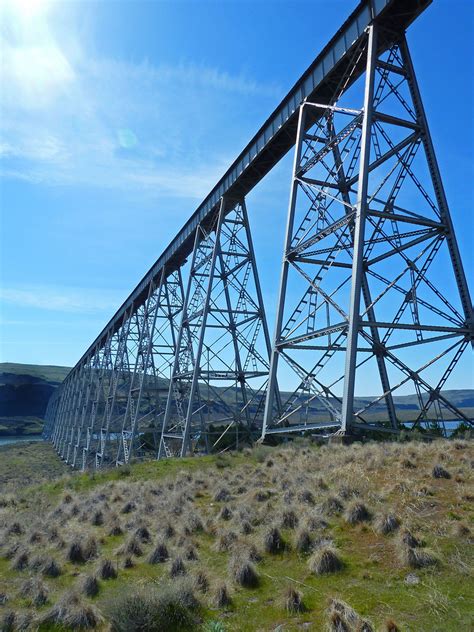 Modern Railroad Trestle This Spans The Snake River Near St Flickr