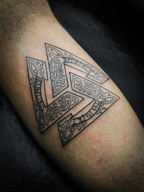 Valknut Tattoo Viking Tattoo Symbol Norse Tattoo Viking Tattoo