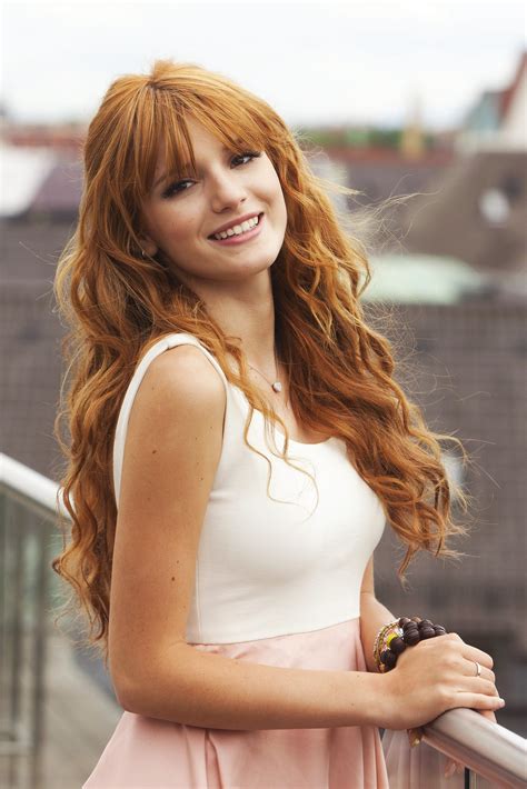 Bella Thorne Long Hair Styles Beautiful Redhead Red Hair Woman