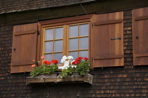 Softlite's vinyl windows are a better choice than wood or aluminum windows for homes. Top 10 Reasons We Carry Only The Best Vinyl Windows ...