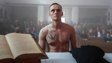 It is said that with his features he could play either an angel or a psychopath. Bartosz Bielenia: "W dzieciństwie chciałem zostać księdzem ...