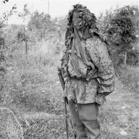 Allied Wwii Snipers In 13 Extraordinary Photographs Laptrinhx News