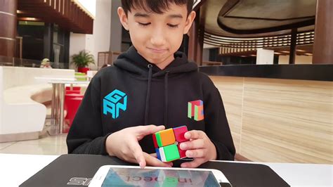 Cubing In The Mall Youtube