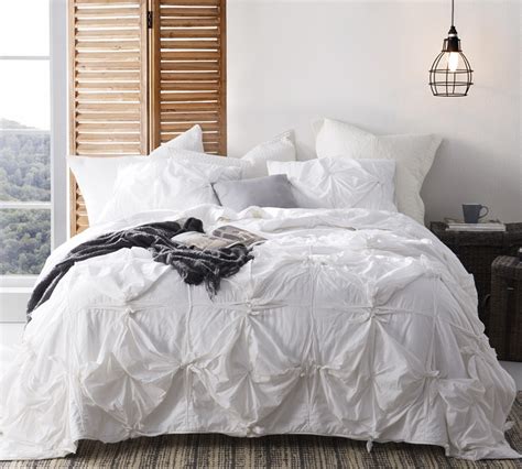 Extra Long King Sized Comforter In White White
