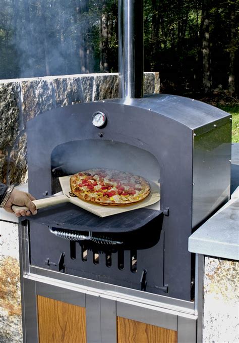 Your open air kitchen can be basic or sumptuous relying upon your requirements, needs and your financial plan. Best Outdoor Kitchen Appliances You Need