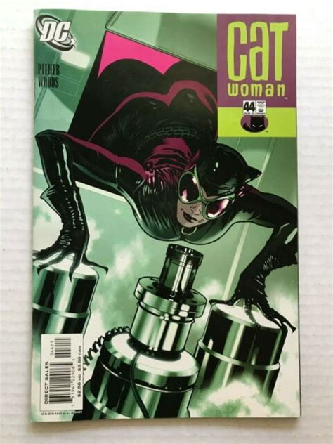 Catwoman 56 Nm Dc Comic Book 1st Print Adam Hughes Cover Hot For Sale