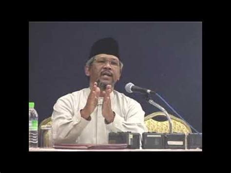 Quraisy + arab latin dan terjemahannya. Tafsir Surah 106 Quraisy : Ayat 1 - 4 - YouTube