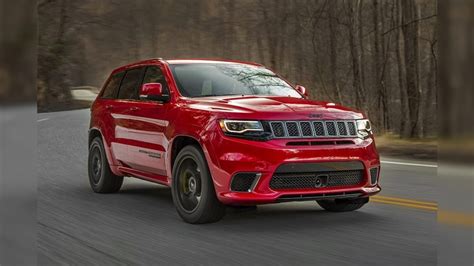 jeeps  grand cherokee electric suv  glimpse  whats