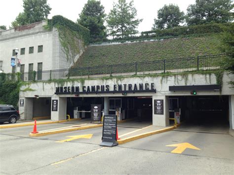 Entrances are marked on the parking map. Soldier Field North Garage - Parking in Chicago | ParkMe