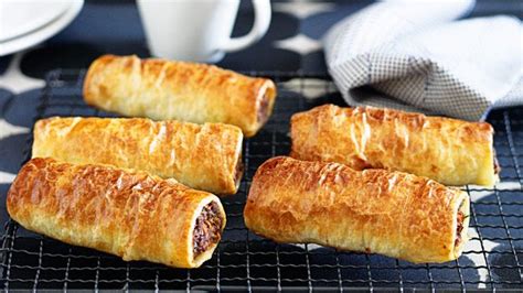 Using a serrated knife, cut the sausage roll into 8 lengths and place on a baking tray lined with baking parchment. Preheat the oven to 220°C (200°C fan-forced). Line a large ...