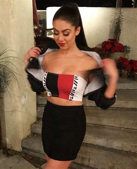 Sexy Kira Kosarin Boobs Pictures Will Make You Think Dirty Thoughts