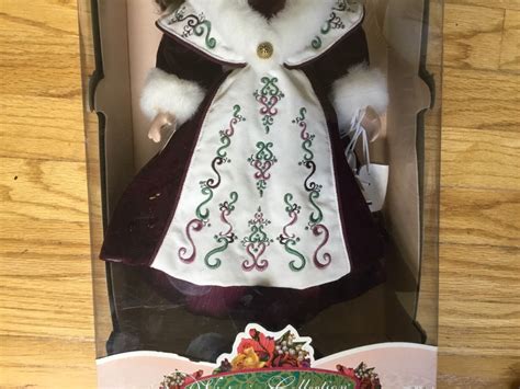 Victorian Collection 1998 Porcelain Doll Limited Collector Edition
