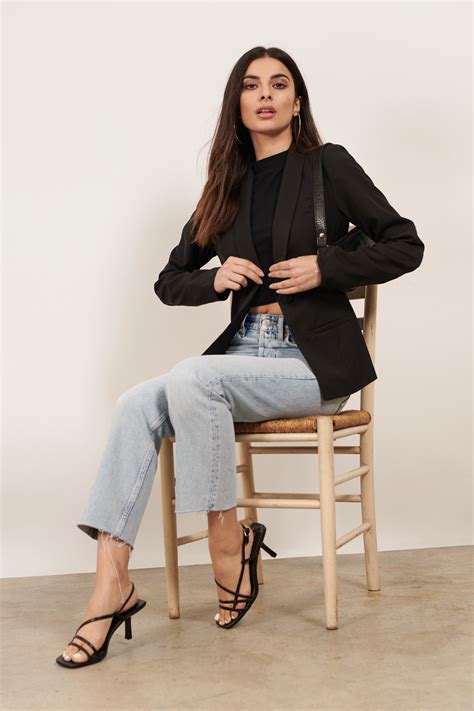 kendall fitted blazer in black 39 tobi us