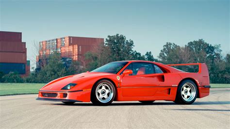 It was built from 1987 to 1992, with the lm and gte race car versions continuing production until 1994 and 1996 respectively. Video: See Why This 1991 Ferrari F40 Is a Study in Minimalist Excess - Robb Report
