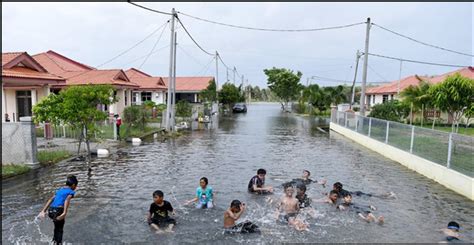Find admission contact, job vacancies image. Floods ease up but second wave expected in Terengganu
