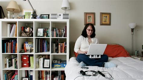 Say goodbye to your 9 to 5. Working remotely: Tips on how to separate your job from ...