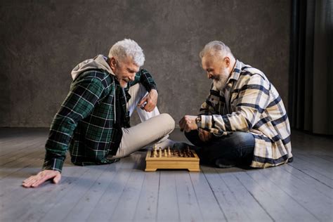 Best 15 Hobbies For Elderly At Home To Keep Them Busy And Happy