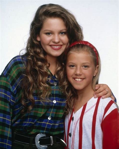 Candace Cameron And Jodie Sweetin Full House Full House Cast Dj Tanner