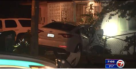 Driver Dead After Car Smashes Into Nw Miami Dade Home After Hit And Run Wsvn 7news Miami