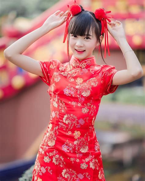 이미지 사람 2명 사람들이 서 있음 cute cosplay female posture chinese kimono chinese traditional costume