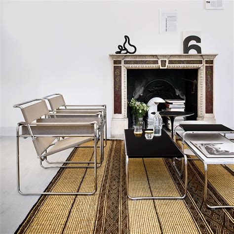 You want a selected styling scene to make it work with a wassily chair. Wassily Chair in 2020 | Wassily chair, Knoll wassily chair ...