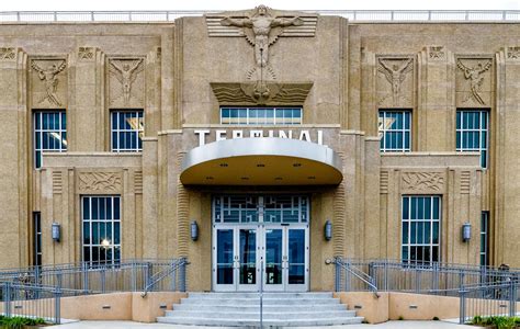 Like everything else in the new orleans area, hurricane katrina changed our airport forever, but we're still ready to serve you. New Orleans's most beautiful buildings - Curbed New Orleans
