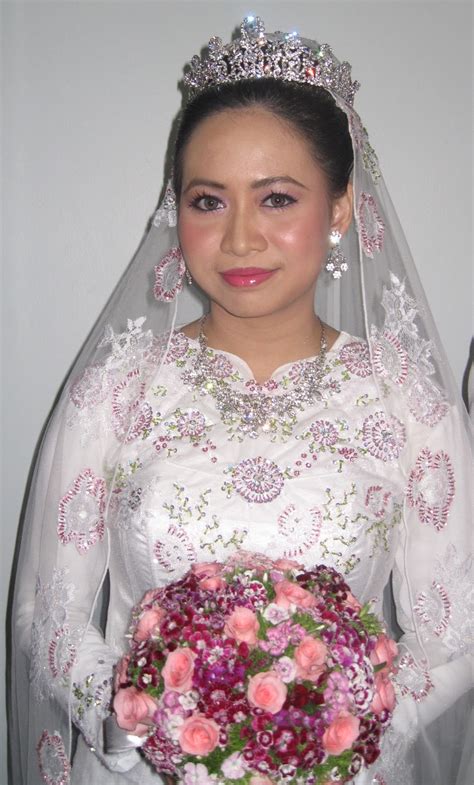 The centre is conveniently located in the heart of kota kemuning, shah alam, which is a popular township in klang valley. JueisBridal: Weeding Seksyen 8, Shah Alam