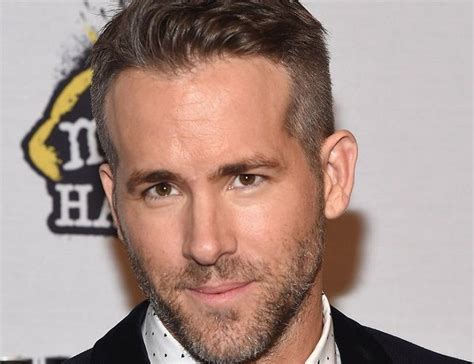 ryan reynolds biography age career height net worth 2020 hot sex picture