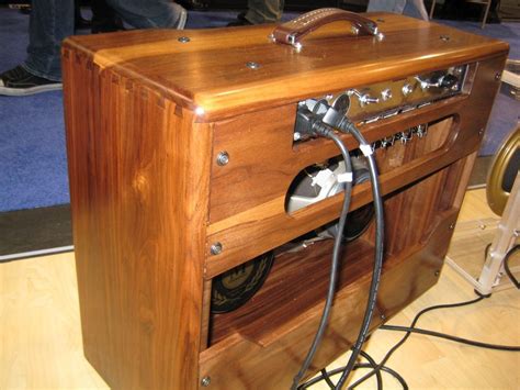 Maybe you would like to learn more about one of these? Wood Amp Cabinets (With images) | Guitar amp, Diy guitar amp, Amp