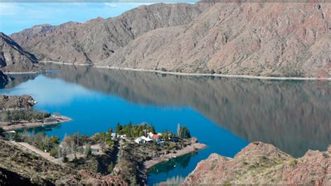 San rafael remained relatively isolated from the rest of the country, long after independence in 1816. San Rafael, Mendoza | Revista Cabal